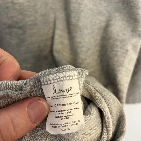 Louve Gray Long Sleeve Top size medium - Picture 5 of 7